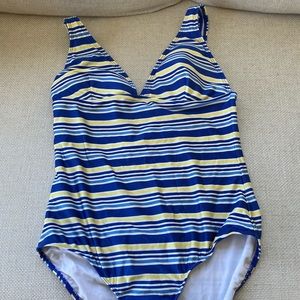 Vineyard Vines one piece swimsuit